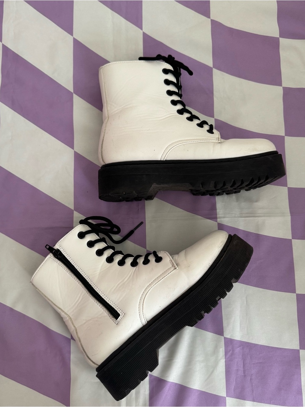 Wet Seal Zip Up White Combat Boots